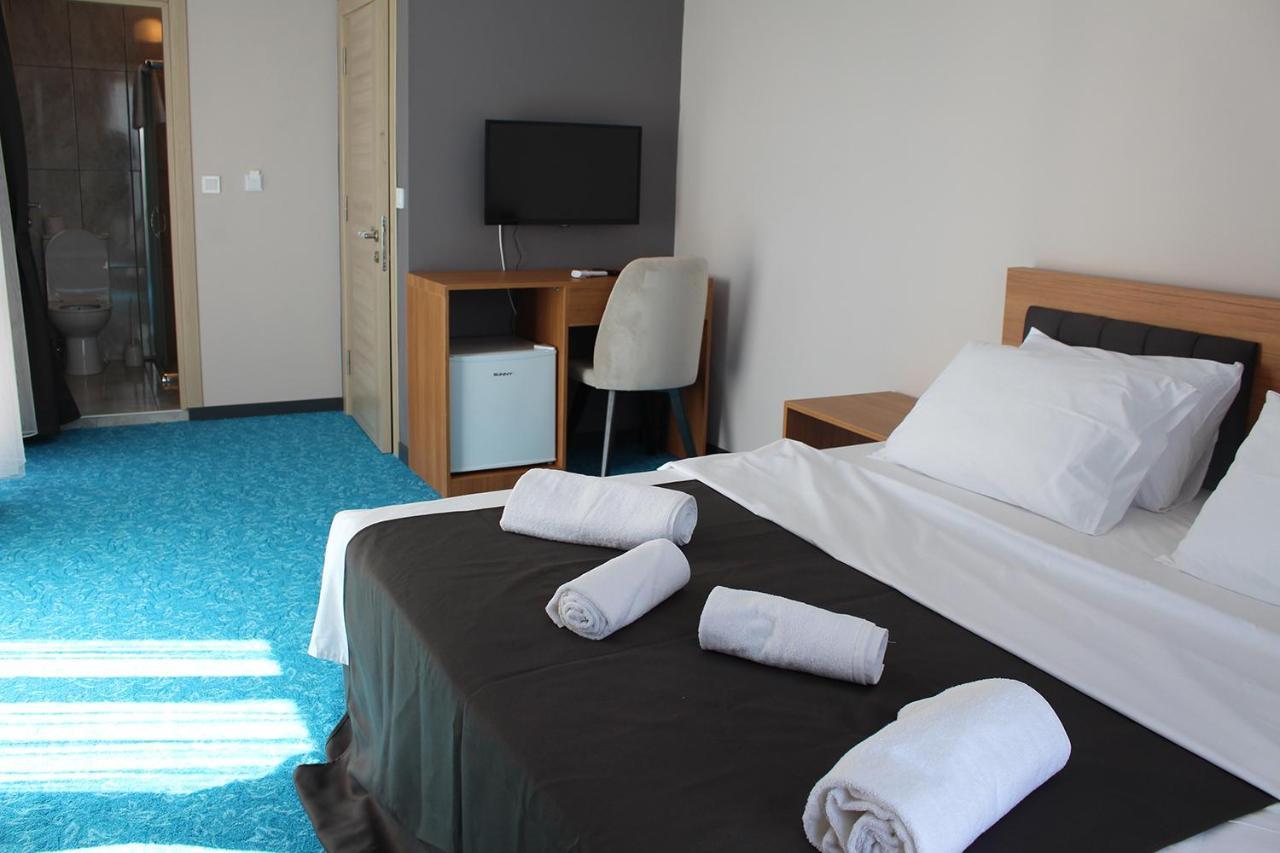 Silver Continent Hostel Silivri Eksteriør bilde