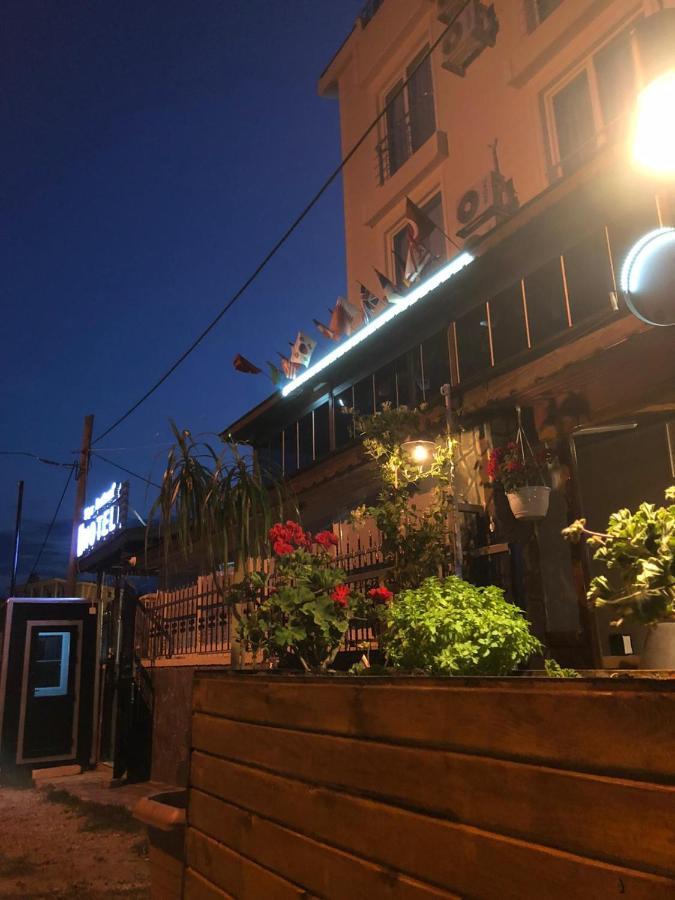 Silver Continent Hostel Silivri Eksteriør bilde